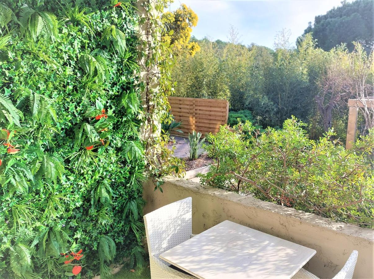 Hotel Les Jardins De Bormes, Sauna & Jacuzzi Zewnętrze zdjęcie
